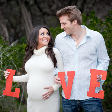 A Belly Bump and Lots of Love | Austin Maternity Photographer