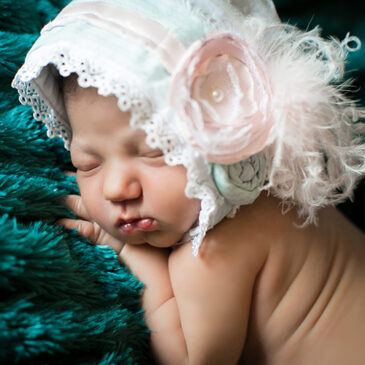 Timing for Perfect Newborn Photos